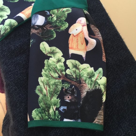 Ludomara Ladies Top Medium/Small - Lots of Charm and Character - Picture 7 of 16